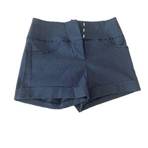 Size small patterned shorts